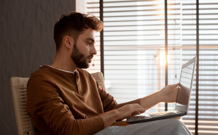Sådan finder du den bedste og billigste forsikring online.